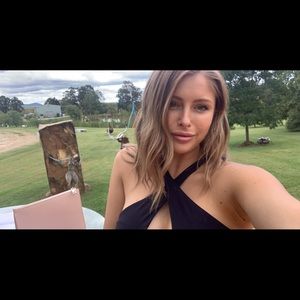 Meet your Posher, Clara